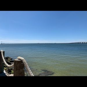 Meet your Posher, Pam